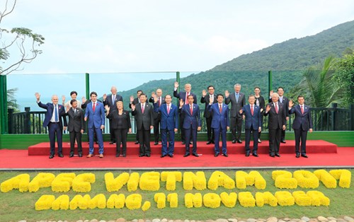 Lãnh đạo các nền kinh tế thành viên APEC chụp ảnh sau khi kết thúc Hội nghị các nhà lãnh đạo kinh tế APEC lần thứ 25, sáng 11-11. Ảnh minh họa. Nguồn: qdnd.vn