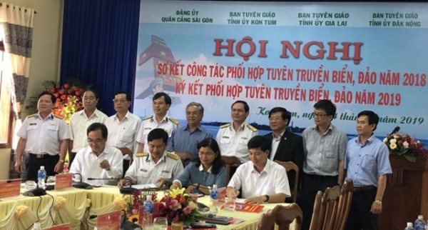 HN sơ kết công tác phối hợp tuyên truyền biển, đảo 2018. Ký kết phối hợp tuyên truyền 2019 giữa Đảng ủy Quân cảng SG và 03 tỉnh Tây Nguyên