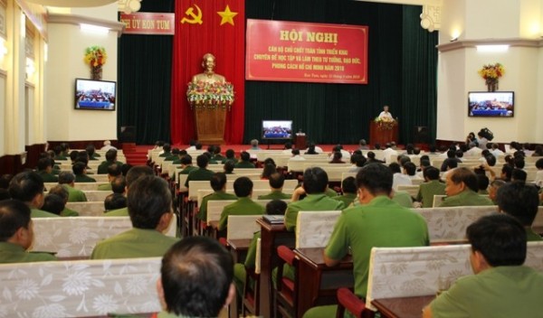 Hội nghị triển khai Chỉ thị 05-CT/TW về học tập và làm theo tư tưởng, đạo đức, phong cách Hồ Chí Minh chuyên đề năm 2018 tại điểm cầu của tỉnh