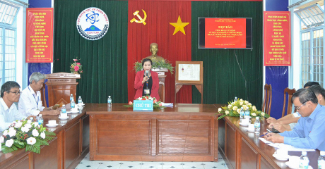 Đồng chí Trần Thị Tuyết thông tin việc mở rộng vùng chỉ dẫn địa lý sâm Ngọc Linh