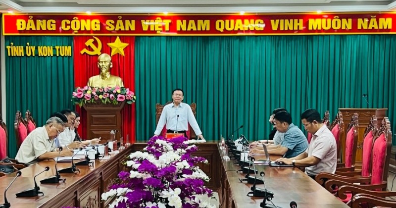 Phó Bí thư Tỉnh ủy Nguyễn Văn Hòa chủ trì giao ban khối Mặt trận-đoàn thể 9 tháng đầu năm 2023. (ảnh: baokontum.com.vn)