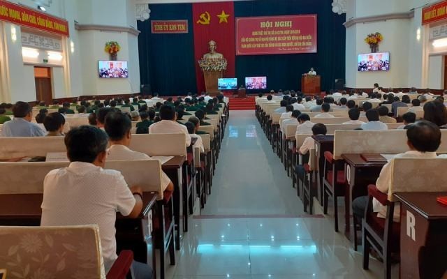 Hội nghị trực tuyến cấp tỉnh quán triệt các nghị quyết, chỉ thị của Bộ Chính trị, Ban Bí thư (điểm cầu Hội trường Ngọc Linh ngày 16-7-2019)