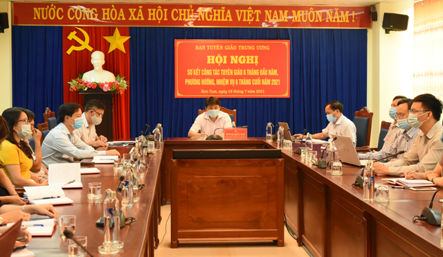 Quang cảnh Hội nghị điểm cầu tỉnh Kon Tum