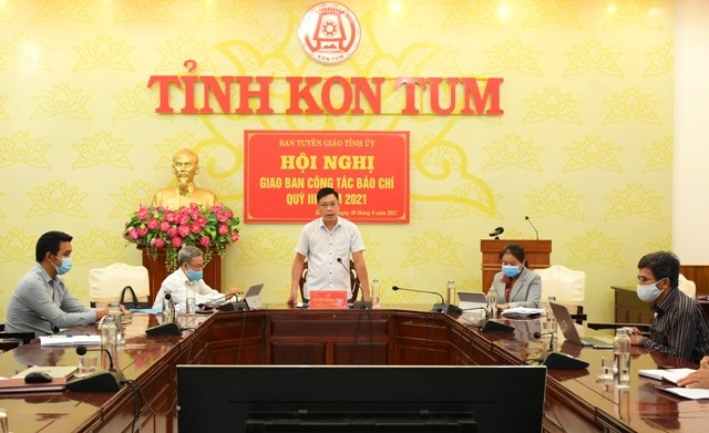 Đồng chí Nguyễn Quang Thủy phát biểu kết luận tại Hội nghị.