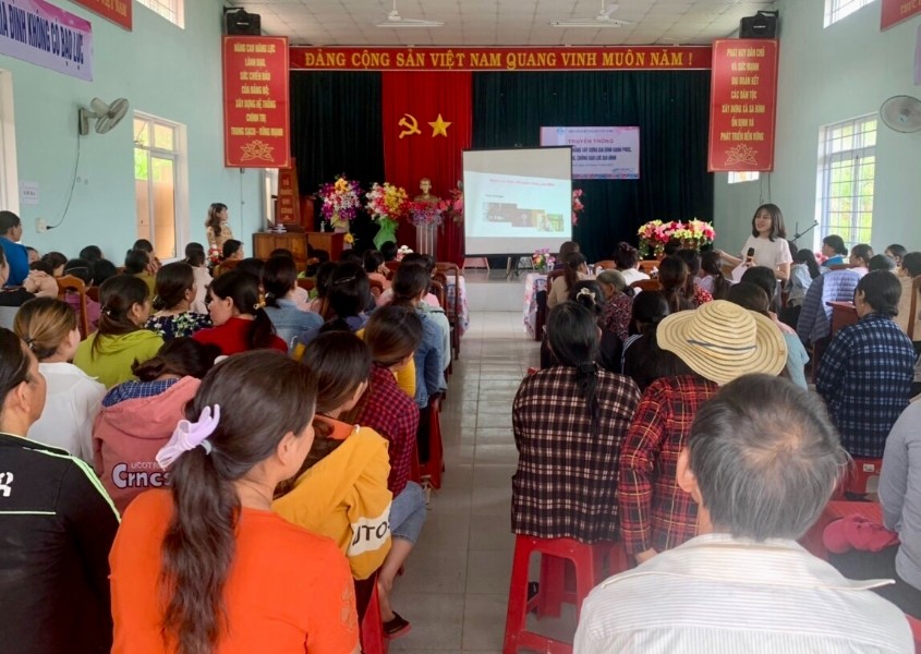 Truyền thông về phòng, chống bạo lực gia đình tại xã Sa Bình, huyện Sa Thầy